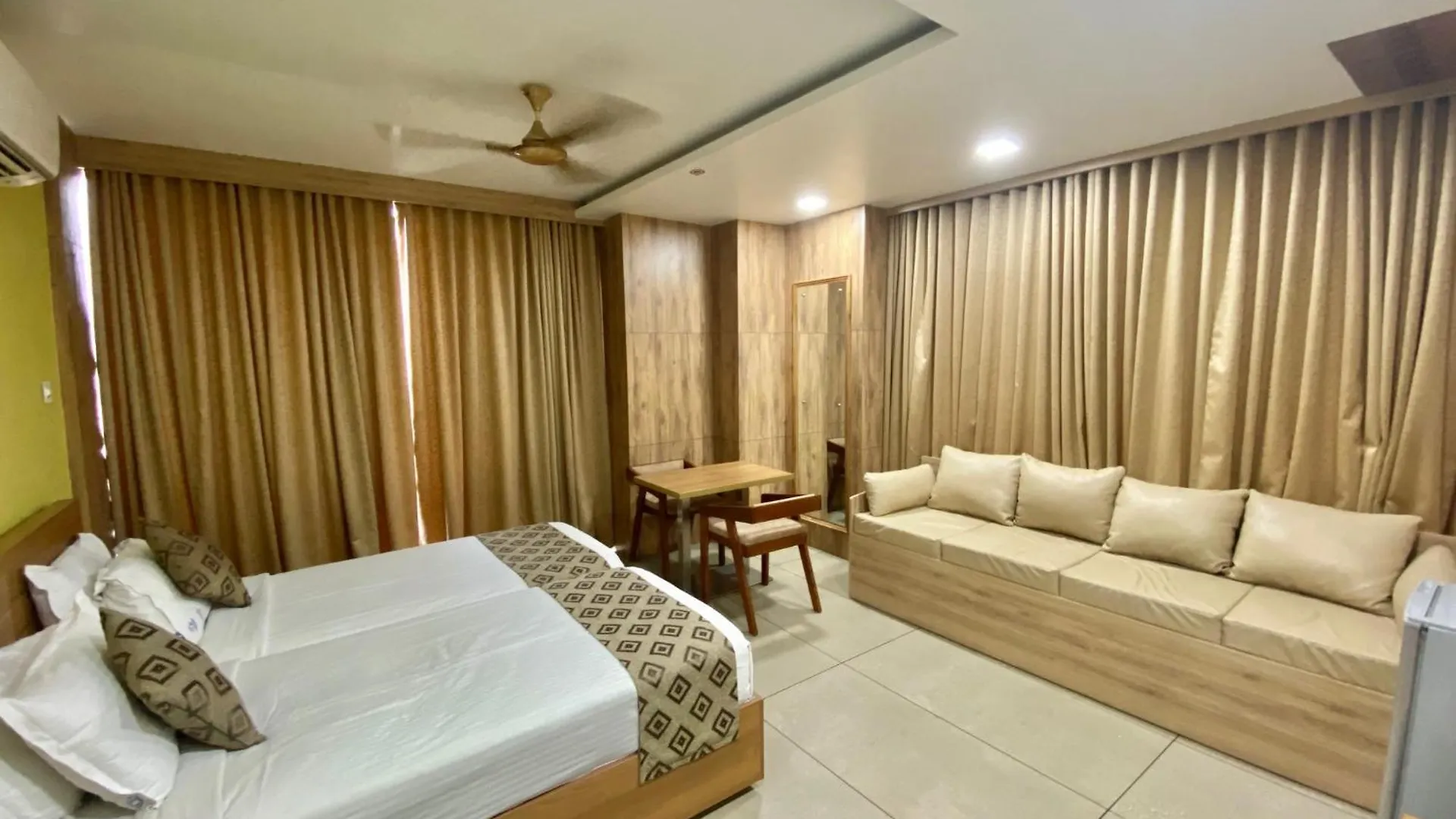 Kb Residency Hotel Kozhikode