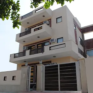 Anand 3*, Gurgaon India